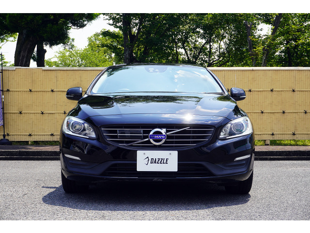 ボルボ V60 D4 SE ディーゼル の中古車詳細 (94,000km, ブラック, 岐阜