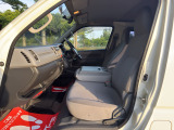 ご購入後、車検やもしものときの修理などのアフターサービスも行っております。提携整備工場があるので安心価格♪
