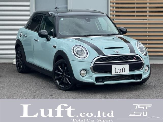 ミニ アイスブルー ブラックエディション 特別仕様車/6MT/純正ナビ