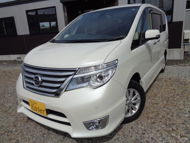 セレナ 2.0 ハイウェイスター Vセレクション+Safety II 4WD