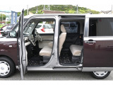 ☆★一期一会の出会い☆★ 中古車は世界にたった一台だけの「一品もの」です。写真では伝えきれない質感やエンジンの鼓動をぜひ、見て触れて体感してください♪運命の一台との出会いを心から応援しております♪