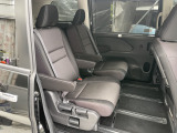 後部座席も広々してます!お問い合わせはTEL06-6430-1230 E-mail cars_genesis2007@yahoo.co.jpまで!!☆