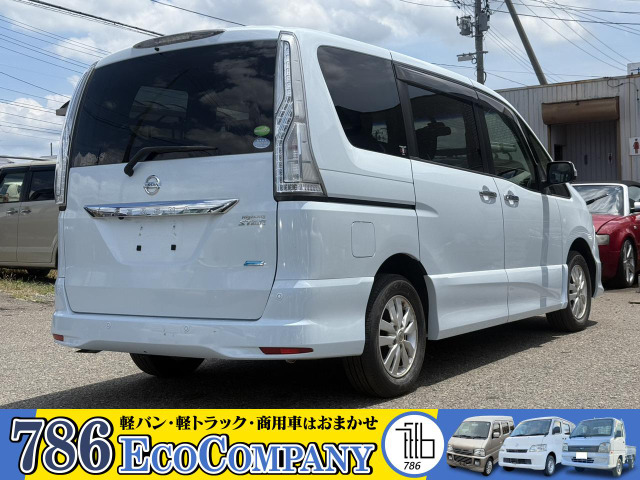 日産 セレナ 2.0 ハイウェイスター Vセレクション+Safety II 4WD 車検2