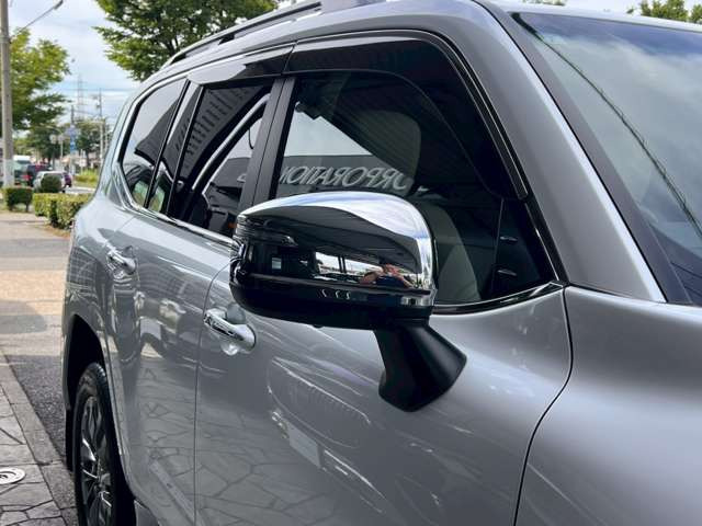 トヨタ ランドクルーザー300 3.5 ZX 4WD 12.3インチディスプレイ
