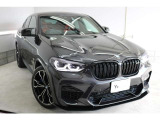 X4 M  M コンペティション 4WD ソフィストグレーM 赤レザー ベチレーション