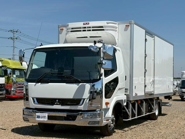 ファイター 冷蔵冷凍車 P/G 未使用 ワイド リアエアサス