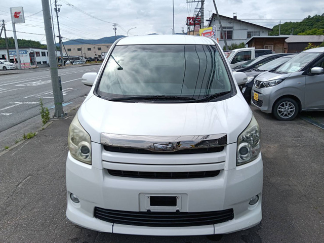 ノア 2.0 Si 4WD