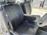 アームレスト(前のみ)・Wエアバック