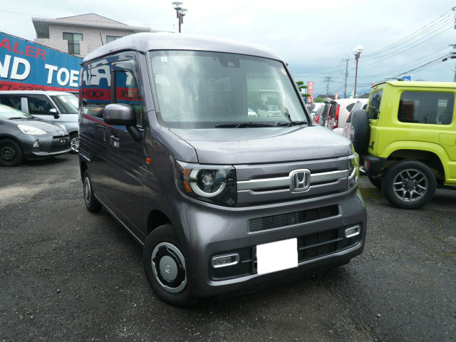 N-VAN +スタイル ファン ターボ 両側スライドドア ターボ付きエンジン