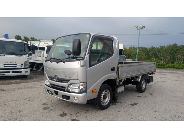 ダイナ  1.35t平ロング 4WD