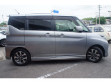 3ヶ月・3000kmの無料保証付きです。エンジン、ミッション等の修理の際に金額が大きくなりがちな箇所も無料修理で安心です。最大3年までの有料保証も取り扱っております。