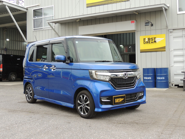 N-BOXカスタム G L ホンダセンシング ホンダセンシング付