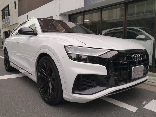 Q8 55 TFSI クワトロ デビューパッケージ Sライン 4WD 