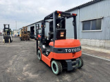 トヨタL&F 電動フォークリフト 19282