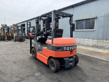 トヨタL&F 電動フォークリフト 19220