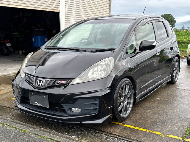フィット 1.5 RS 無限エアロ・車高調・17アルミ