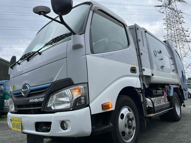 デュトロ 塵芥車 2t巻込み式HVパッカー車4.2立米