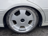 納車までの間代車が必要な方は成約後から御納車までの間、無料で代車を貸出するサービスございます(無料代車がない場合もございますので事前にお申し付けください)また当社指定のレンタカーをご用意する事も可能です