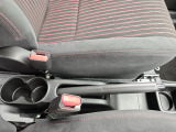 【全国納車OK】 現車をご覧になれないお客様でも、安心してお車をご購入いただける環境を整えております。 色々な角度から撮影したたくさんの画像など豊富な資料送りいたしております。