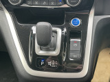 ☆電動パーキングブレーキでオートホールド機能が付いているので信号待ちでペダルから足が離せます。お見逃し無く!!お問い合わせはTEL06-6430-1230 E-mail cars_genesis2007@yah