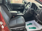 運転席 目立つ傷等なく綺麗です。