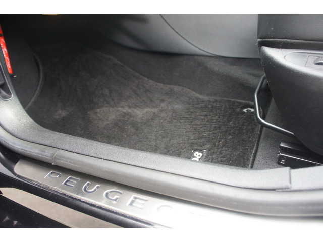PEUGEOT 308 純正 トノカバー