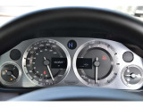 【消耗品交換含む】全車を対象に必要に応じて、消耗品交換一式を総額表示価格に含んでおります。(バッテリー、エンジンオイル、フィルター類、ワイパーゴム、エアコンフィルター、ドライブベルト、ブレーキパット)