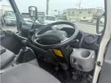 4000cc 3t 3トン 平ボディ 4段クレーン ラジコン付 ETC付 タダノTM-ZE264HR 5速 5MT フックイン 内外装仕上げ済み 荷台内寸351&times;179