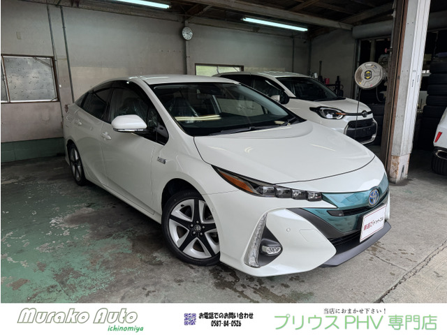 トヨタ プリウスPHV 