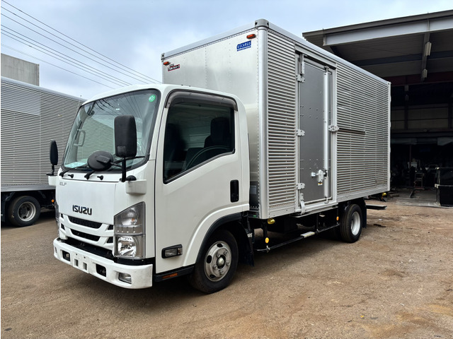 エルフ  標準ロングアルミバン 積載2000kg