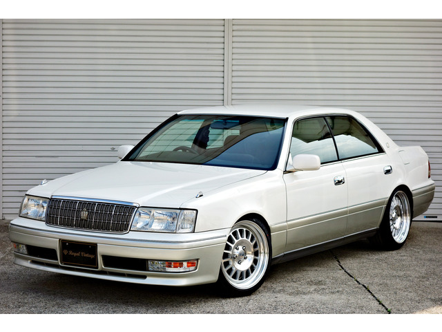 トヨタ クラウン 2.5 ロイヤルサルーン 新品WORK18インチアルミ 新品車