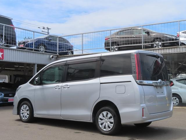トヨタ ノア 2.0 X 4WD 2年車検(付)・TSS・衝突軽減ブレーキ の中古車