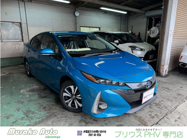 トヨタ プリウスPHV 