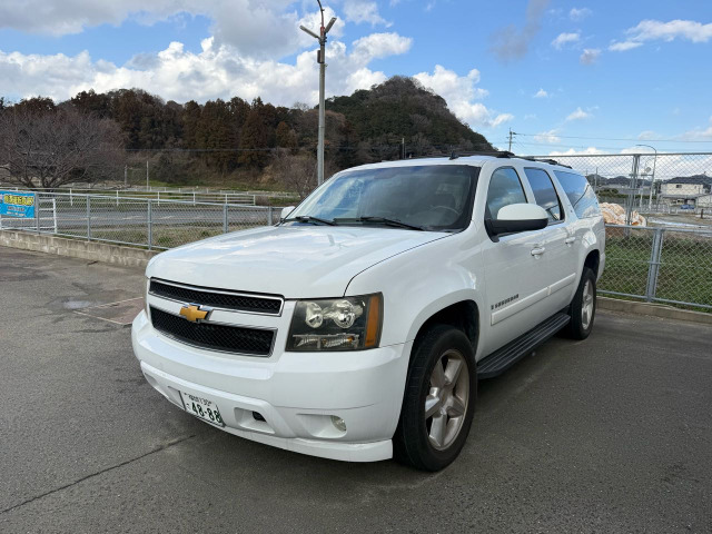 シボレー サバーバン 1500 LT 5.3 V8 の中古車詳細 (164,000km