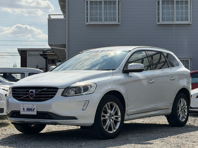 XC60T5 SEアイシン製8速オートマ ナビバックカメラ