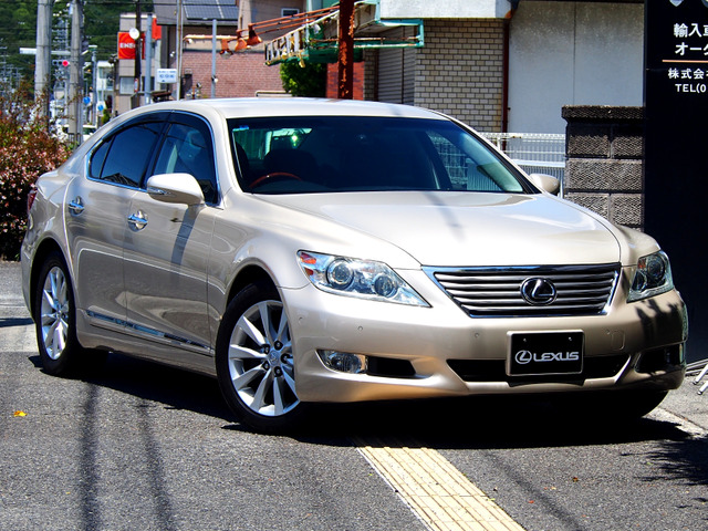 LS 460 バージョンC Iパッケージ 希少色・セミアリニン本革・アルカンタラ