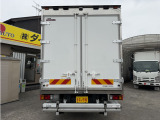 エルフ  格納ゲート付ワイド超ロング冷凍車