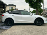 【ガラスコーティング】 当社では【ボディーガラスコーティング】も施工可能です!お車の艶が出て汚れにくく、お手入れも楽ちんです!お気軽にスタッフまでお尋ね下さい!