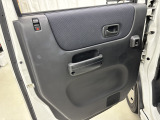 【展示車両について】 低価格を実現するため、微細な傷などは修理せずに展示している場合がございます。できるだけご説明させて頂くようにしておりますが、ご不安な方はスタッフまでお尋ねください。