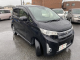 3ヶ月・3000kmの無料保証付きです。エンジン、ミッション等の修理の際に金額が大きくなりがちな箇所も無料修理で安心です。最大3年までの有料保証も取り扱っております。