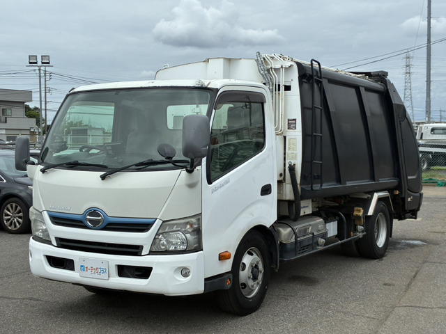 デュトロ 塵芥車 新明和 プレス式パッカー 連続作動
