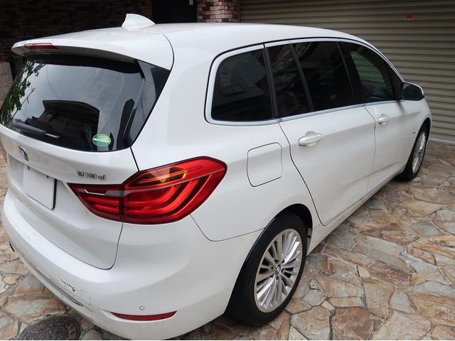 BMW 2シリーズグランツアラー 218d ラグジュアリー 7人乗り