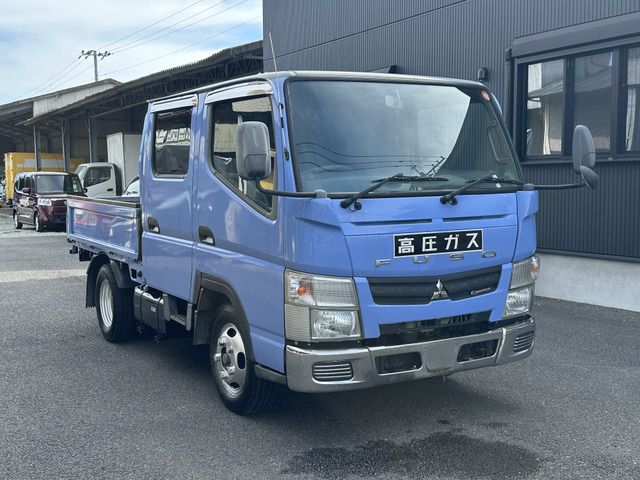 キャンター ダブルキャブ 2t 5速MT