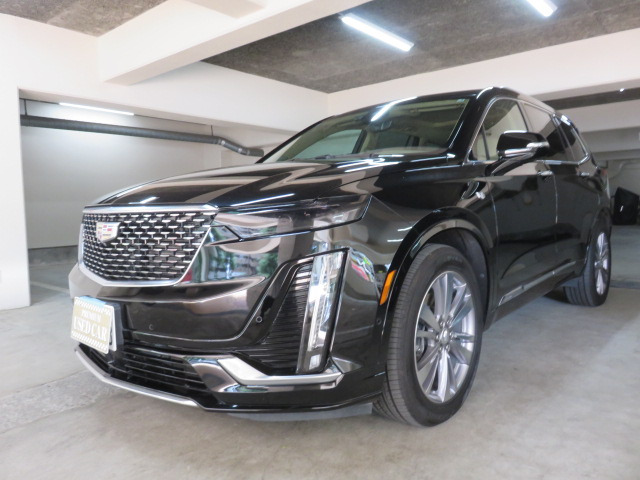 XT6 プラチナム 4WD 