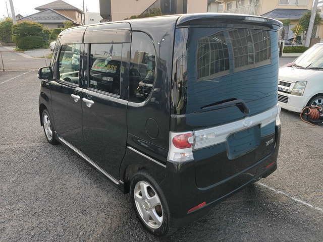 ダイハツ　タントカスタム‼️ 車検2年付‼️ 4WD‼️ DAIHATSU ダイハツ タントカスタム X 4WD 車検2年 の中古車詳細 (123,632km