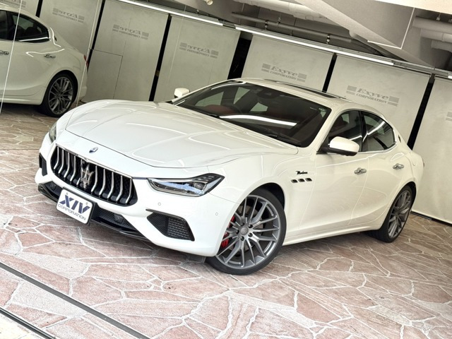 ギブリ S グランスポーツ モデナS 22MY 後期 Sルーフ カーボンインテリア