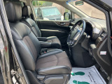 運転席 目立つ傷等ありません。