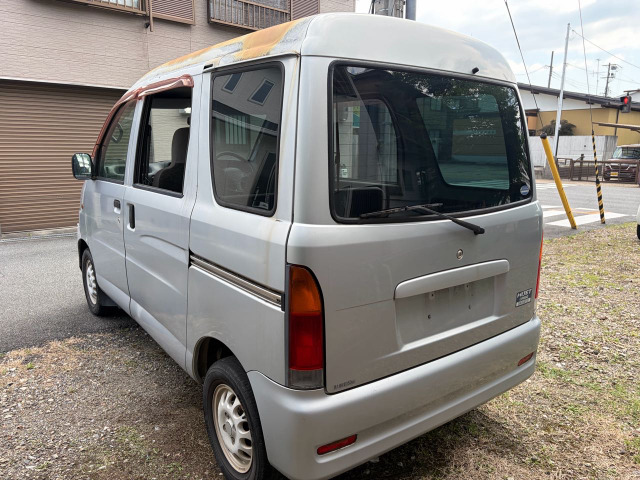 ダイハツ ハイゼットカーゴ の中古車詳細 (105,800km, シルバー, 奈良