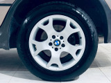 【納車後】弊社は納車後のアフターサービスに力を入れております。中古車は、買った後の心配がつきものだと思います。遠方の方でも安心していただけるよう、お近くの整備工場を紹介させていただきます。【整備】
