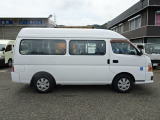 【車重量】2500kg 【車総重量】3050kg 【全 長】499cm 【全 幅】169cm 【全 高】228cm
